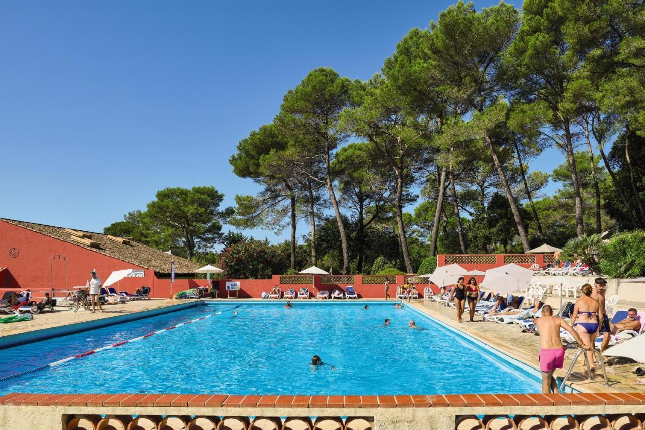 ホテル Belambra Clubs La Colle-Sur-Loup - Les Terrasses De Saint-Paul De Vence エクステリア 写真
