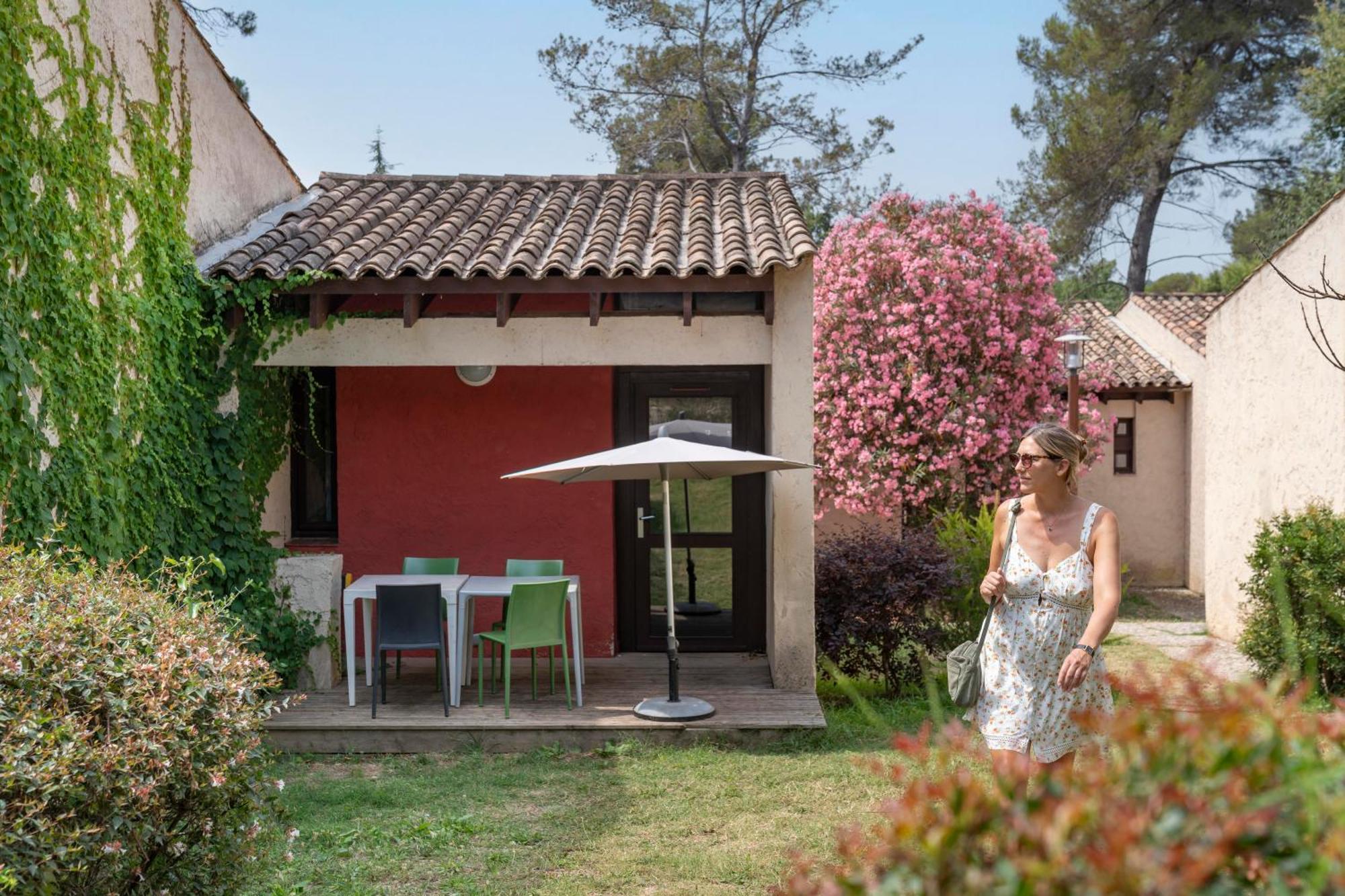 ホテル Belambra Clubs La Colle-Sur-Loup - Les Terrasses De Saint-Paul De Vence エクステリア 写真
